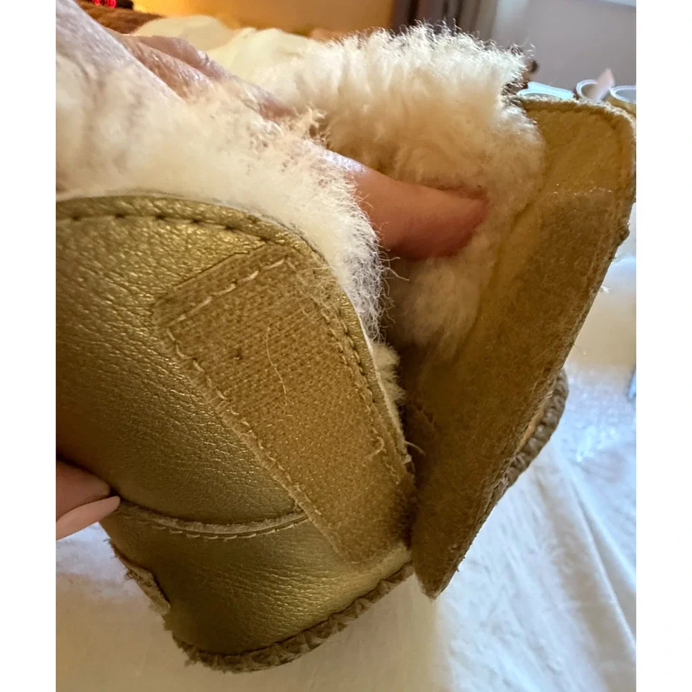 UGG adorable cassie